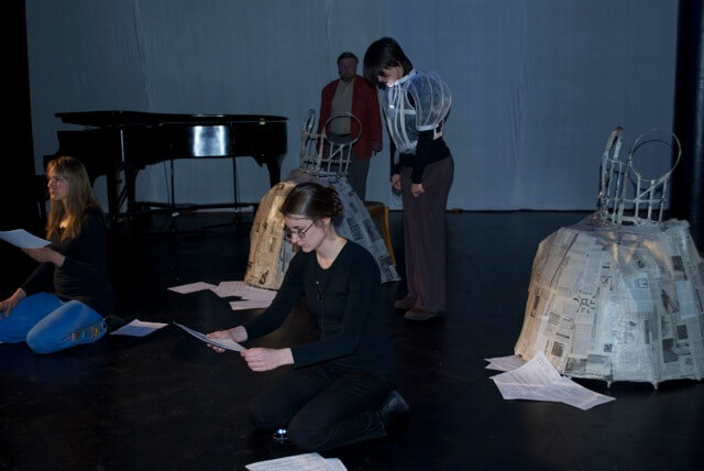 2011'IV'24. 'Triangle' en el NYU Black Box Theater - ensayo con John Gilbert